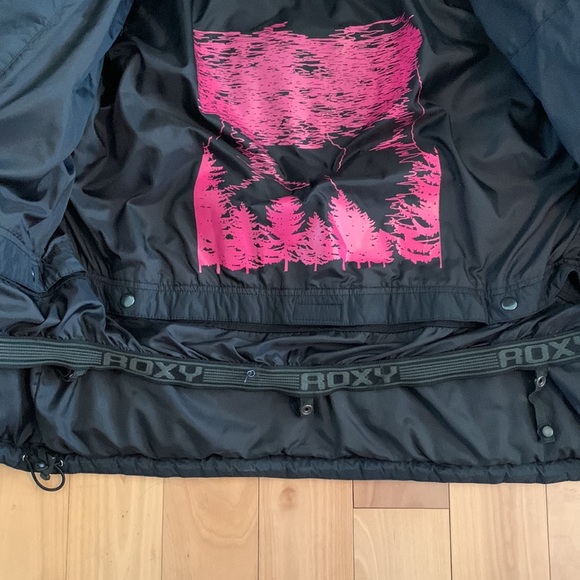Roxy endurance series, snowboarding, jacket, L in black and pink design NWOT - Picture 9 of 16